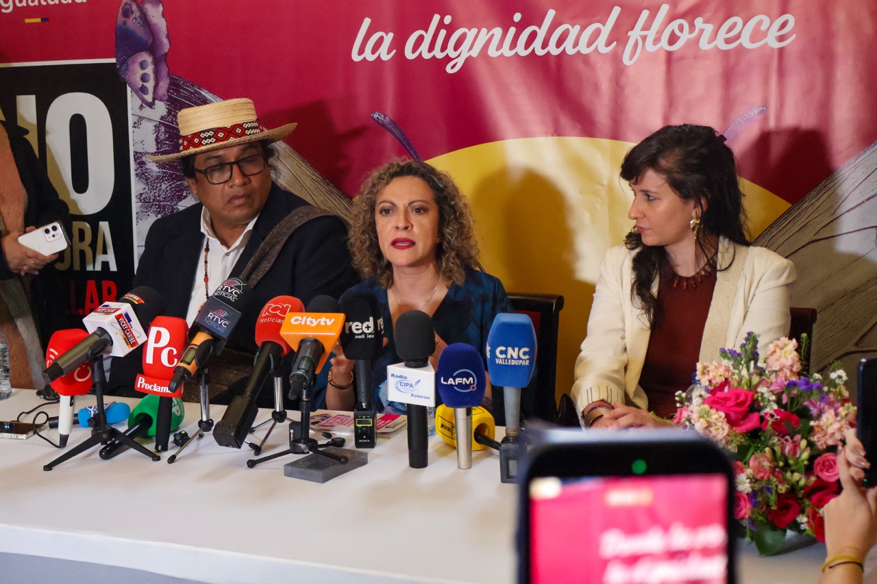 No Es Hora De Callar
