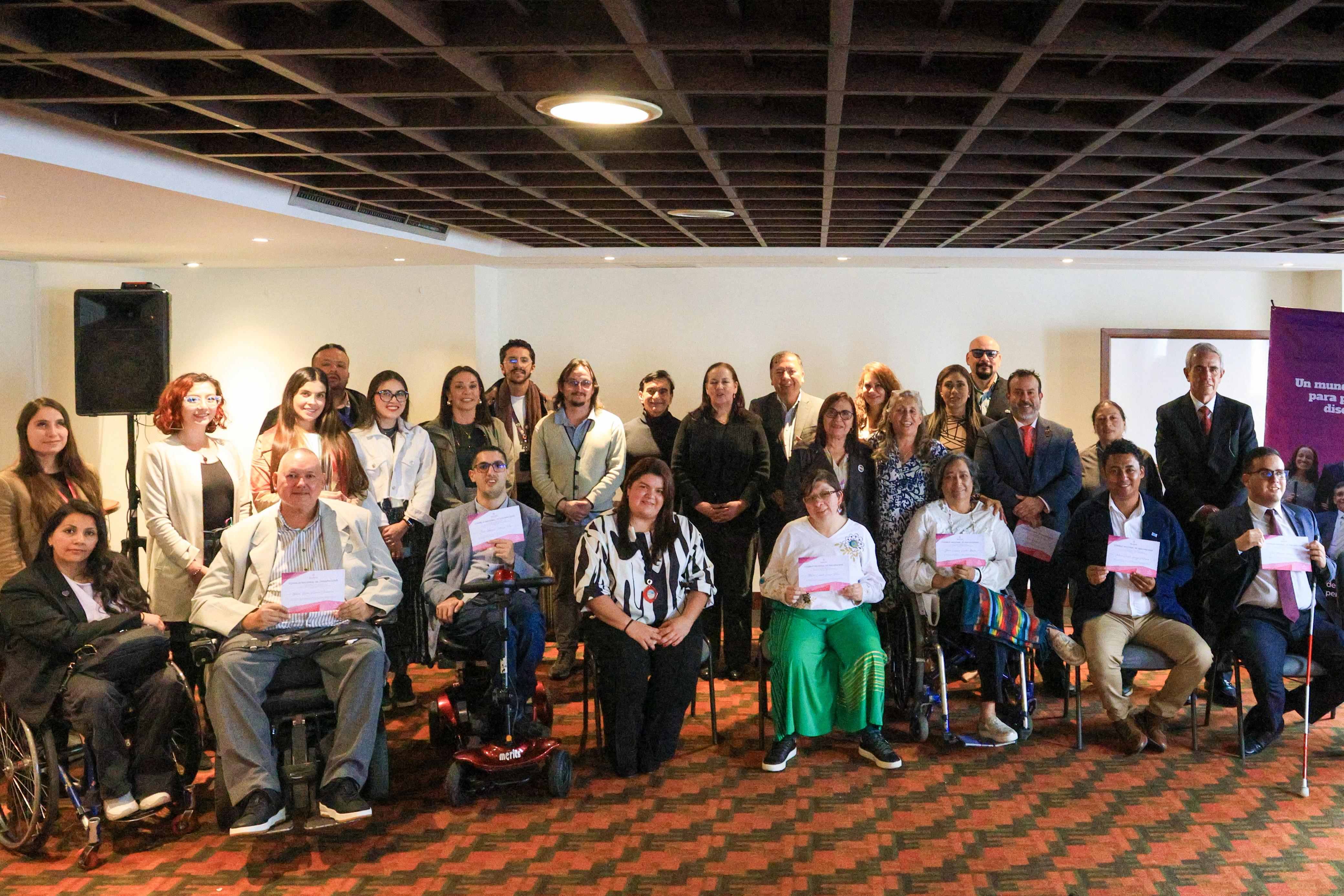 Población con discapacidad graduada 