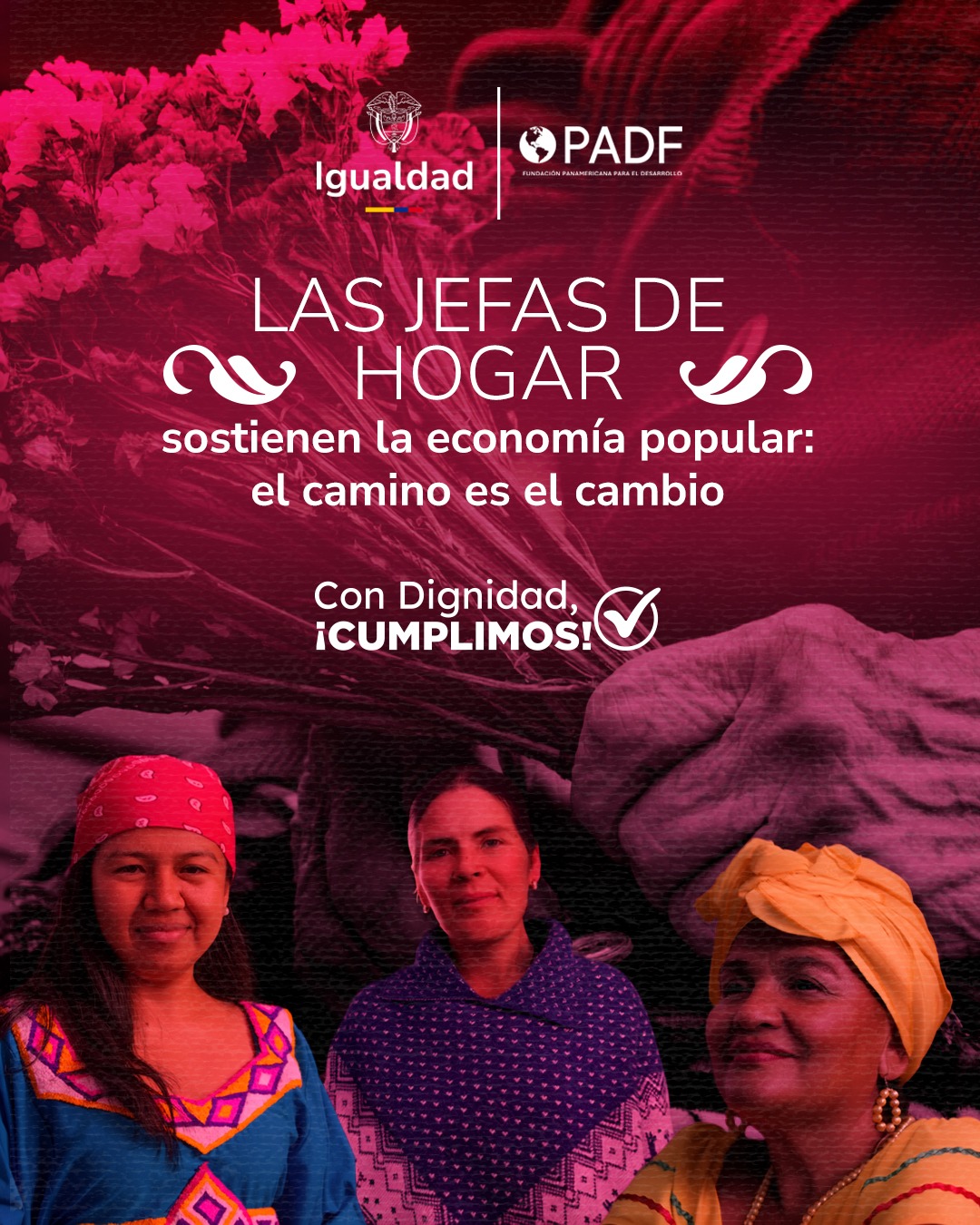 Tres mujeres en una pieza de convocatoria 